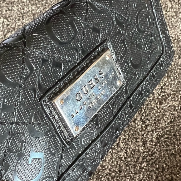Guess wallet - Picture 2 of 5